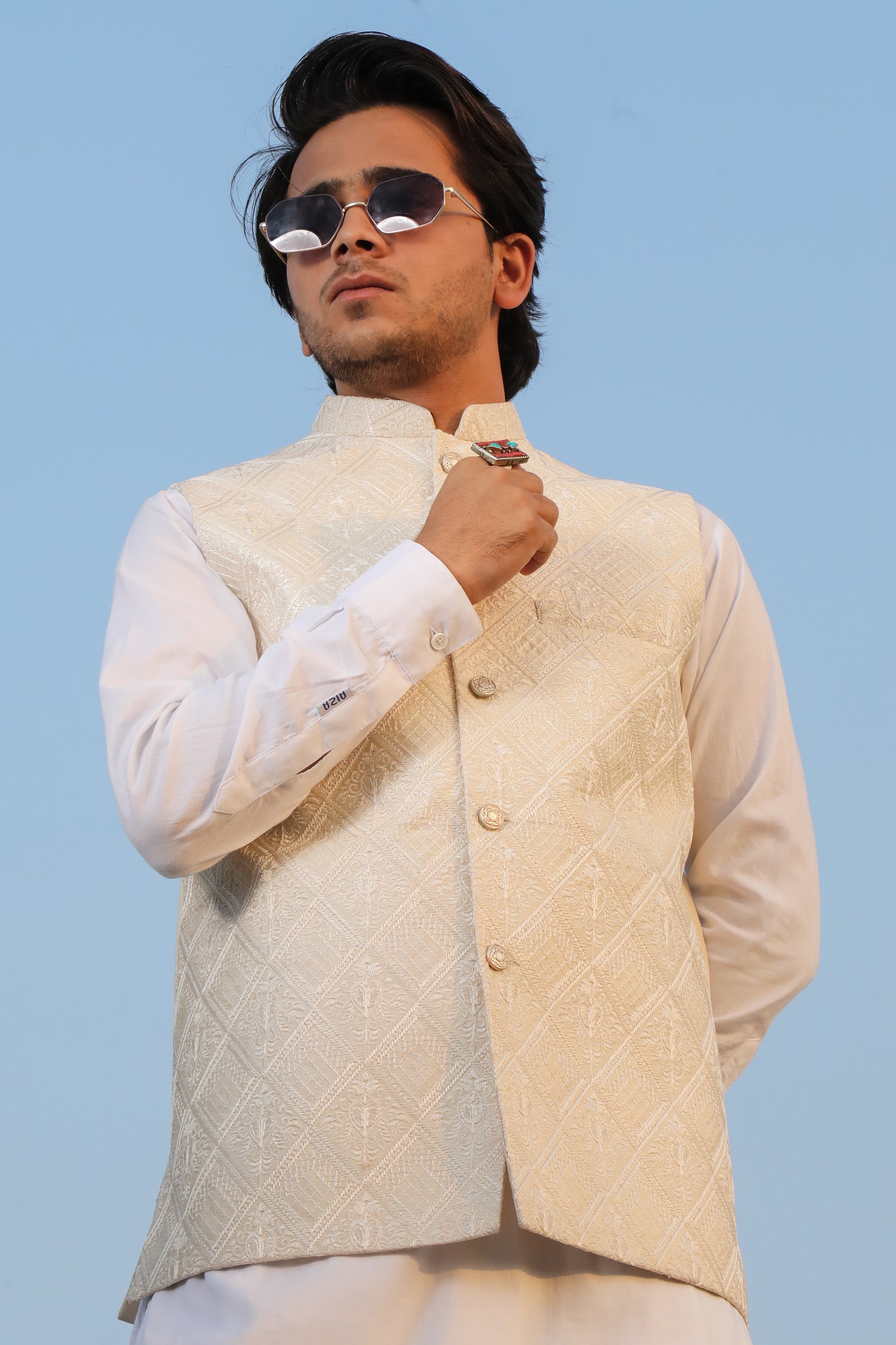 Malang East - Traditional Waistcoat (Creamish)